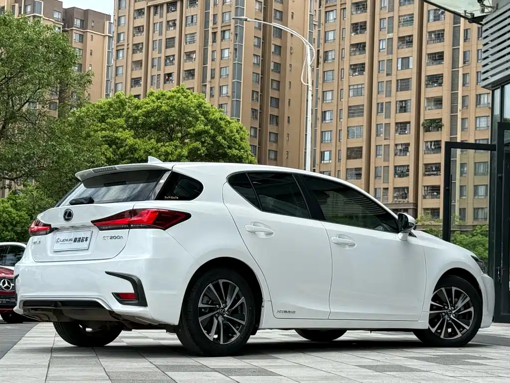 Lexus CT 2018