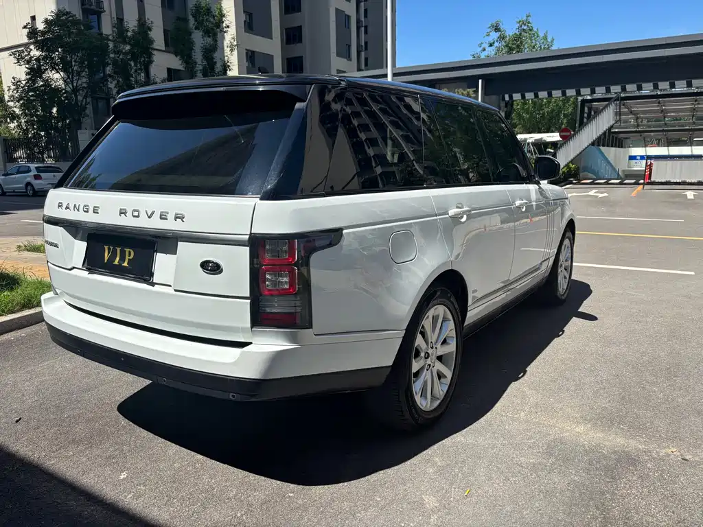 Land Rover Range Rover 2015 — фото 16