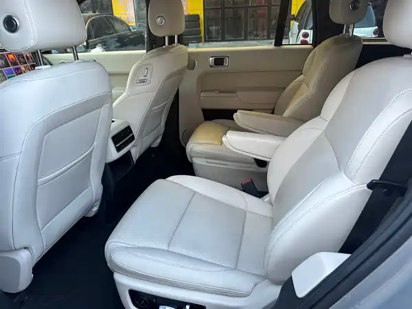 Li Auto L8 2023