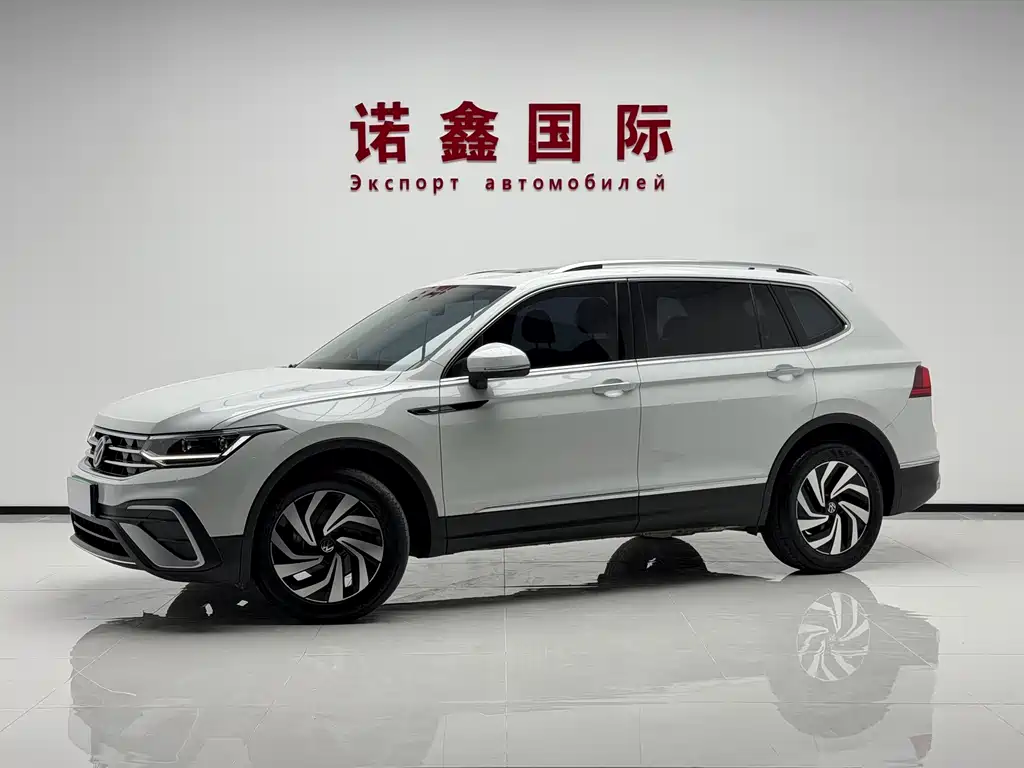 Volkswagen Tiguan L 2023
