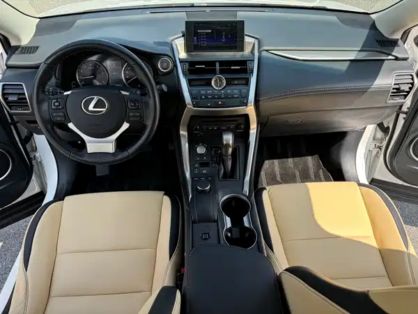 Lexus NX 2016