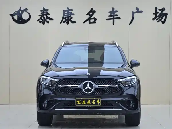 Mercedes-Benz GLC 2025