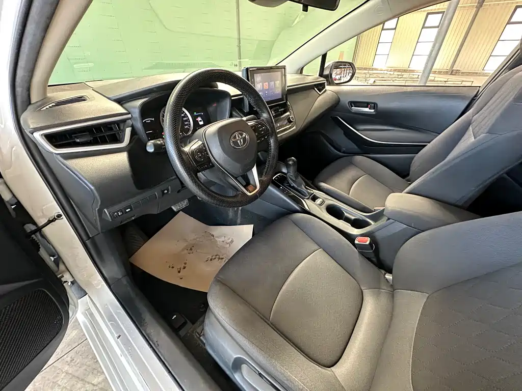 Toyota Corolla 2022 — фото 14