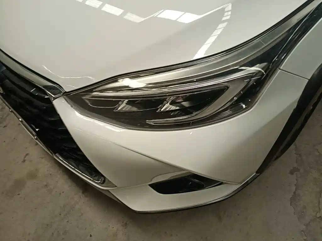 Toyota Yaris L 2020 — фото 24