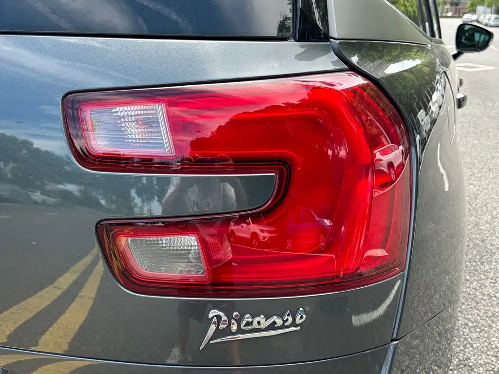 Citroën C4 PICASSO 2017 — фото 23