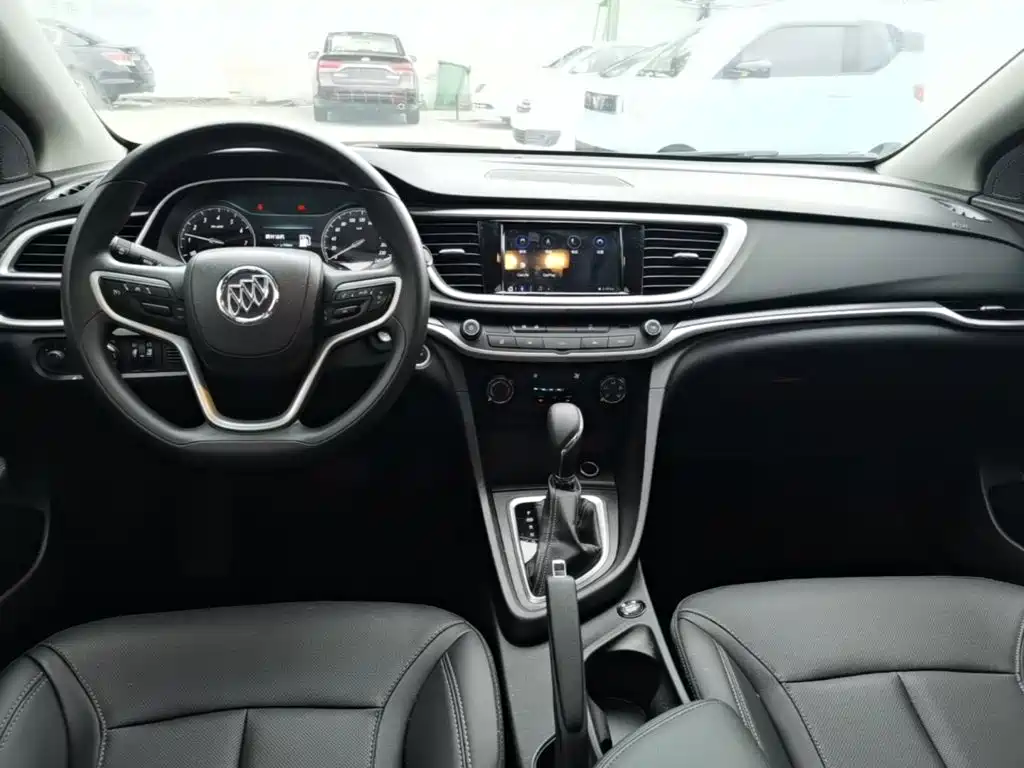 Buick Excelle 2022 — фото 10