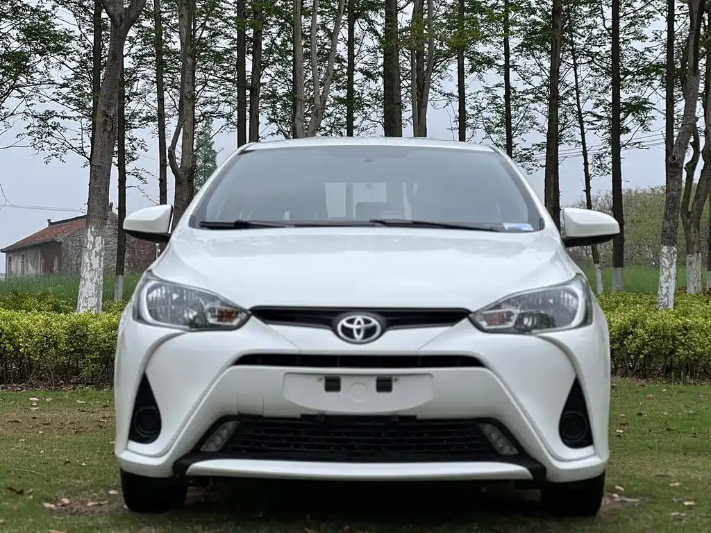 Toyota Yaris L 2019 — фото 2