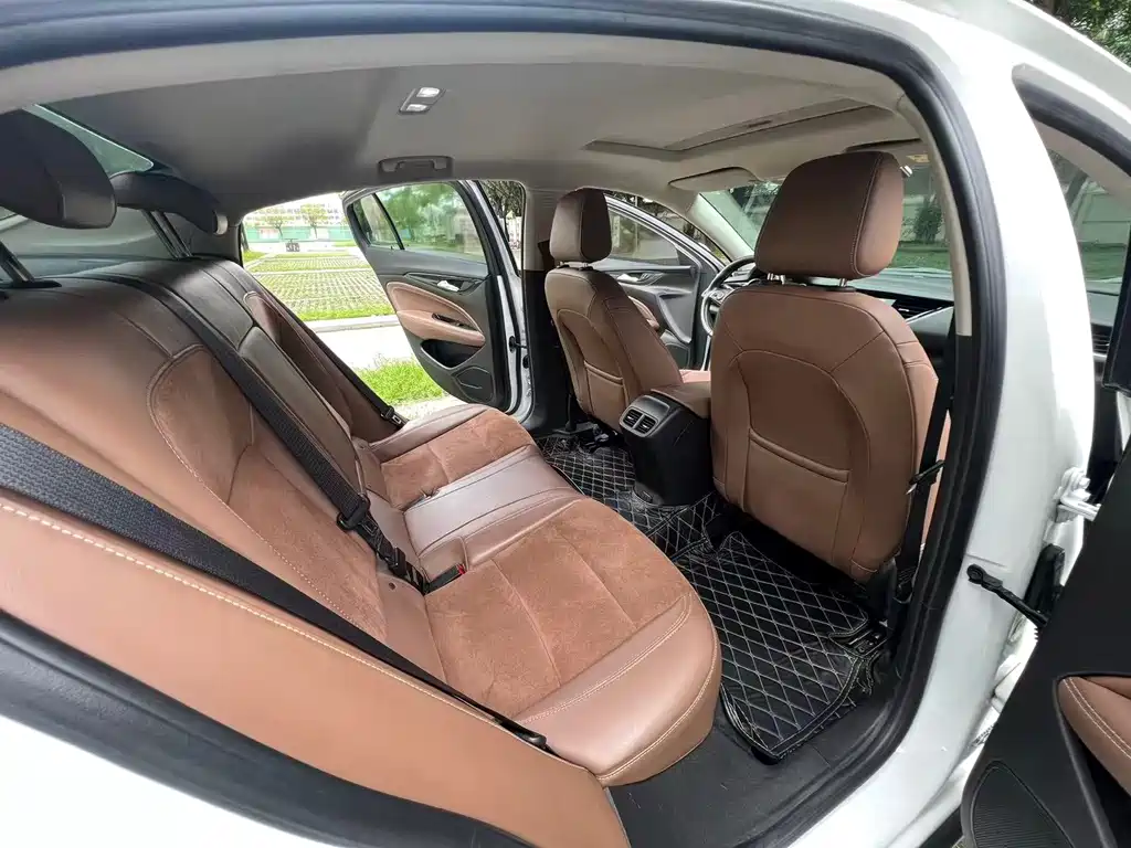 Buick Regal 2019 — фото 14