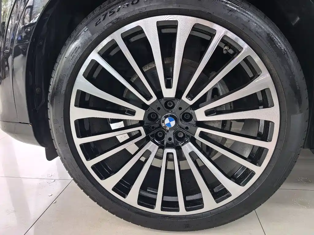 BMW X7 2020 — фото 26