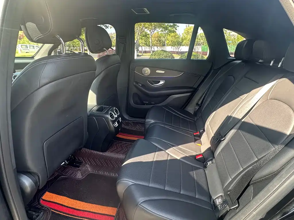 Mercedes-Benz GLC 2021