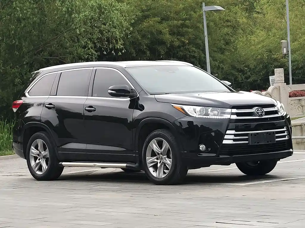 Toyota Highlander 2020 — фото 12