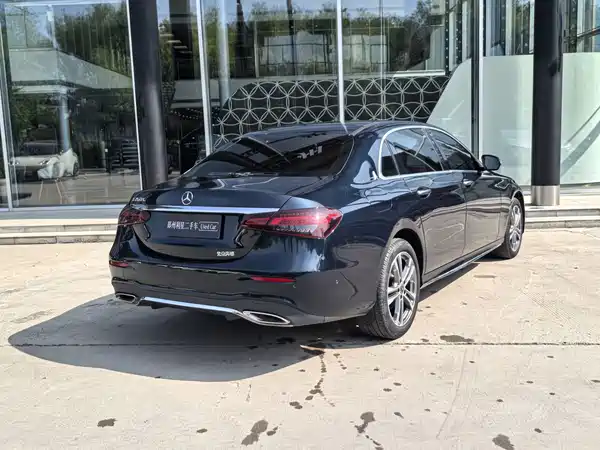 Mercedes-Benz E-Class 2023