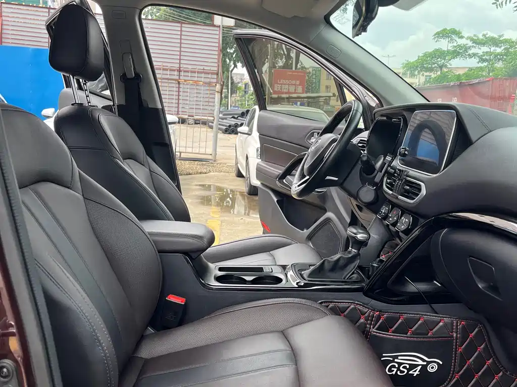 GAC Motor Trumpchi GS4 2018 — фото 8