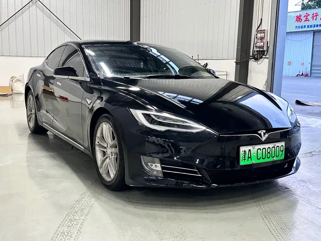 Tesla Model S 2015 — фото 3