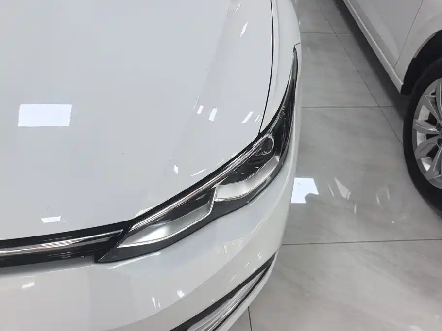 Volkswagen Golf 2021