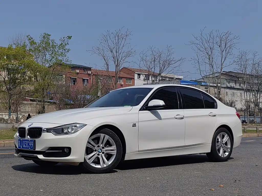 BMW 3 Series 2015 — фото 2