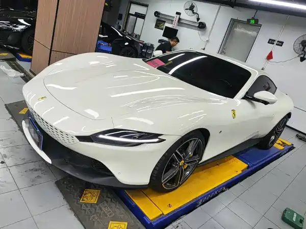 Ferrari Roma 2022
