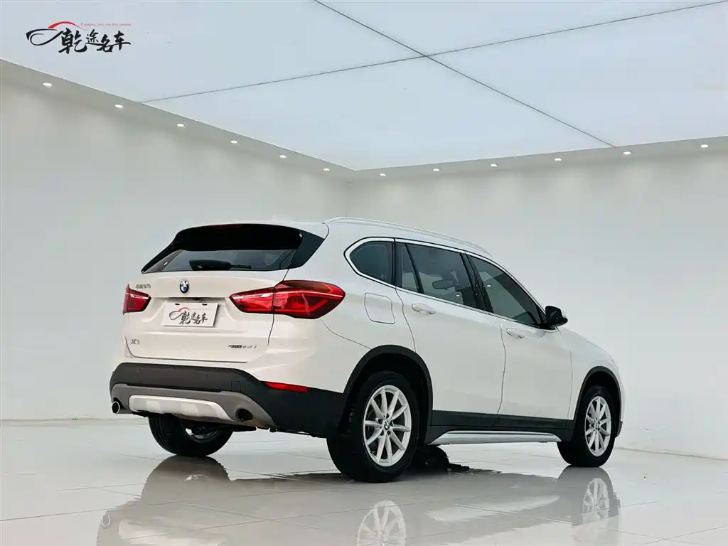 BMW X1 2019 — фото 7