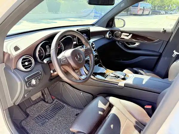 Mercedes-Benz GLC 2018