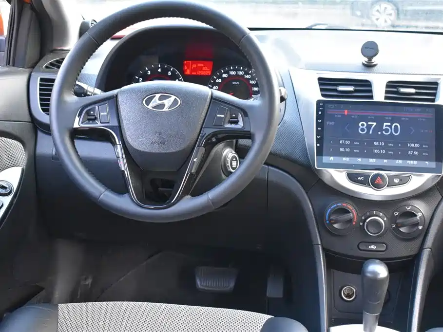 Hyundai Ruiyi 2014 — фото 15