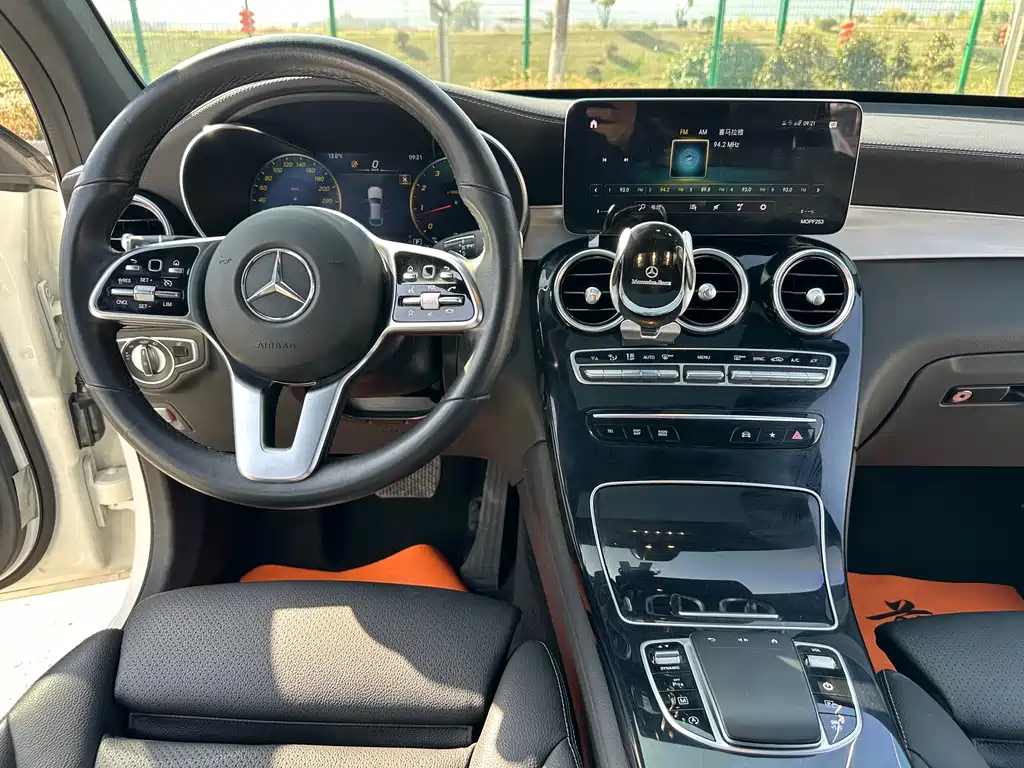 Mercedes-Benz GLC Coupe 2021 — фото 11