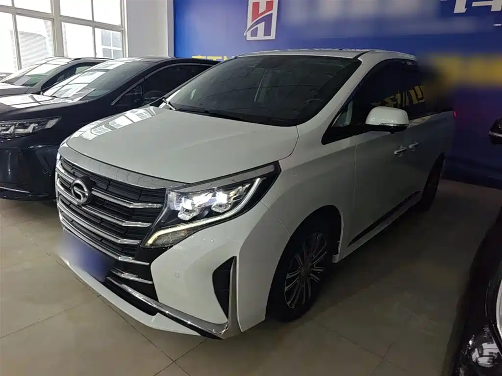 GAC Motor Trumpchi M8 2022 — фото 2