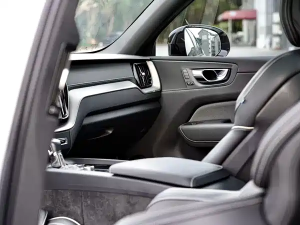 Volvo XC60 2021