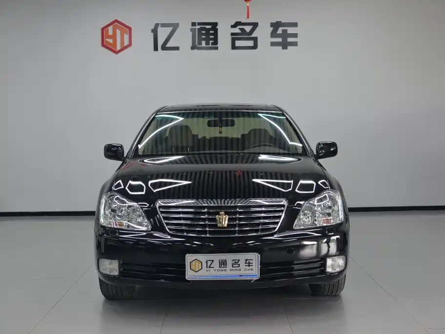 Toyota Crown 2006 — фото 2