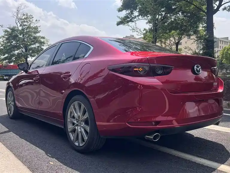 Mazda 3 Axela 2020 — фото 8