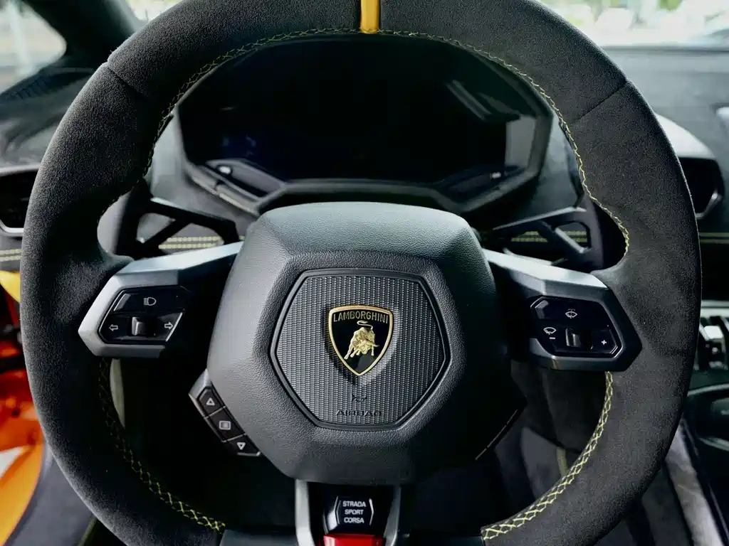 Lamborghini Huracán 2016 — фото 8