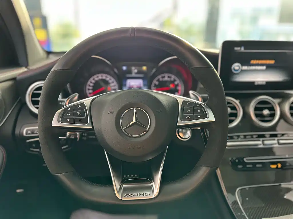Mercedes-Benz GLC AMG 2019 — фото 5