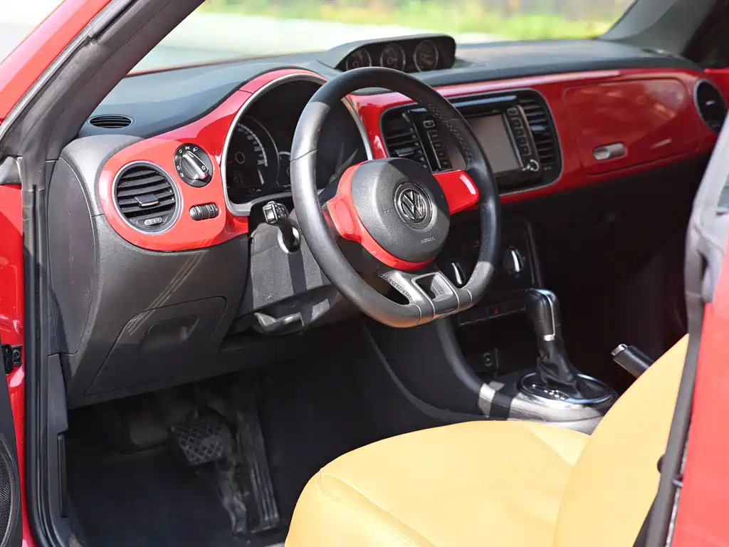 Volkswagen Beetle 2013
