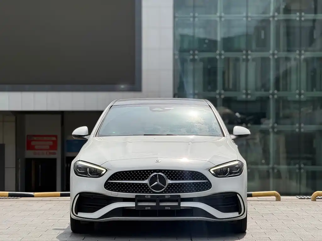 Mercedes-Benz C-Class 2022 — фото 7