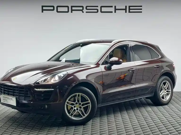 Porsche Macan 2017 — фото 1