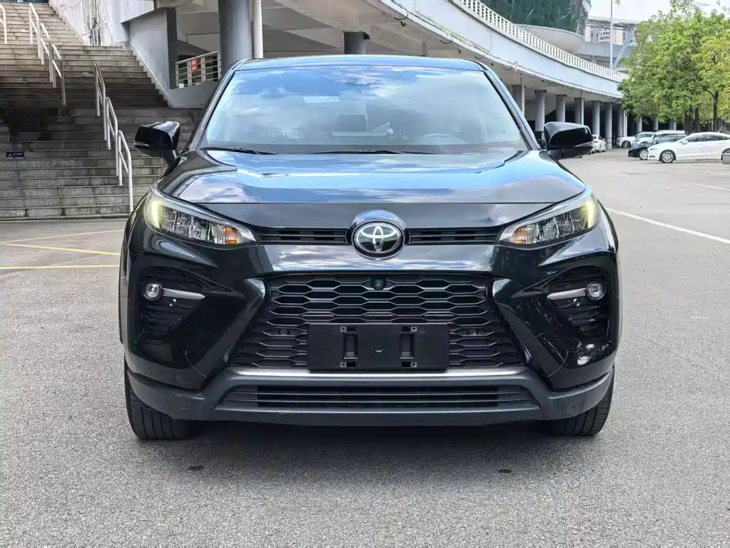 Toyota Wildlander 2023 — фото 2
