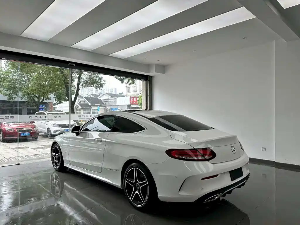 Mercedes-Benz C-Class 2020 — фото 9