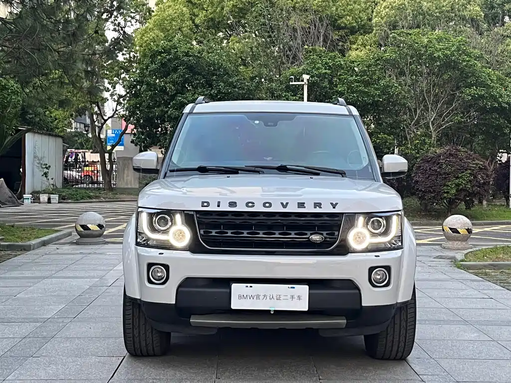Land Rover Discovery 2015 — фото 15