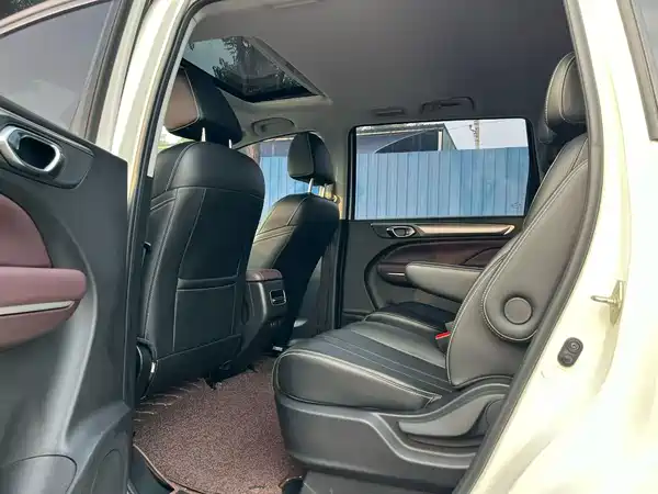 GAC Trumpchi M6 2022