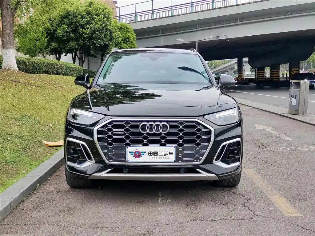 Audi Q5L 2022