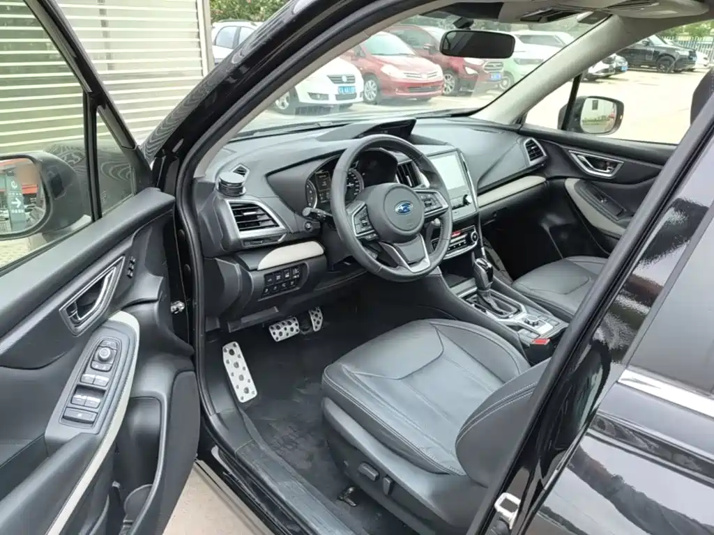 Subaru Forester 2022 — фото 16