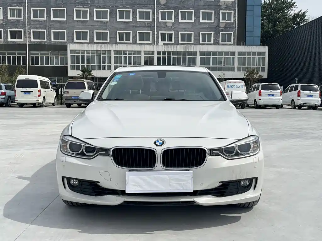 BMW 3 Series 2015 — фото 2