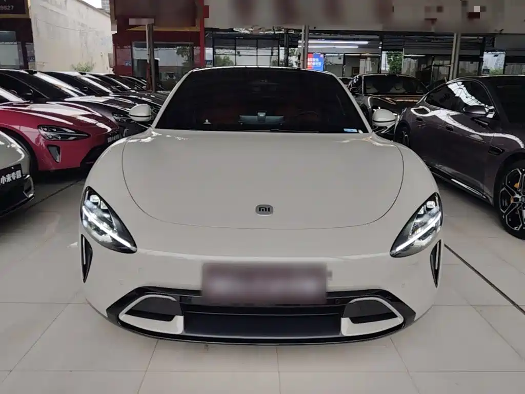 Xiaomi SU7 2025