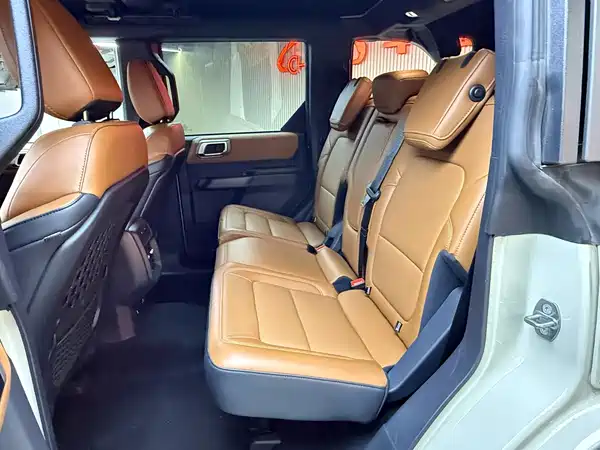 Ford Bronco 2025