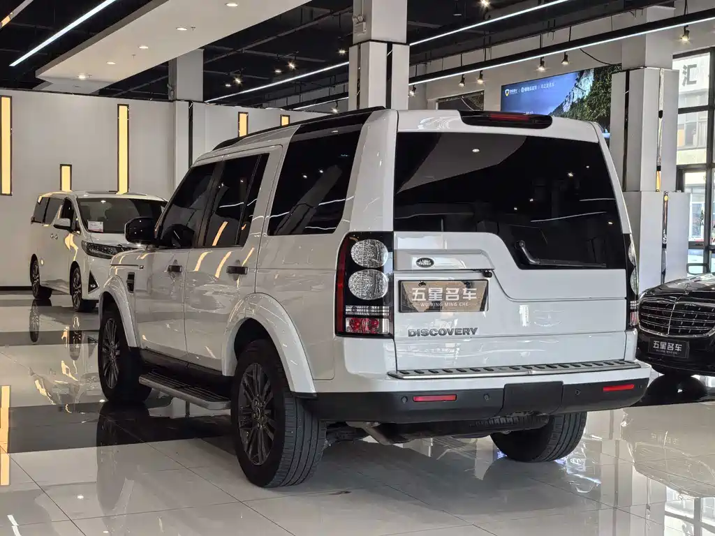 Land Rover Discovery 2016 — фото 6