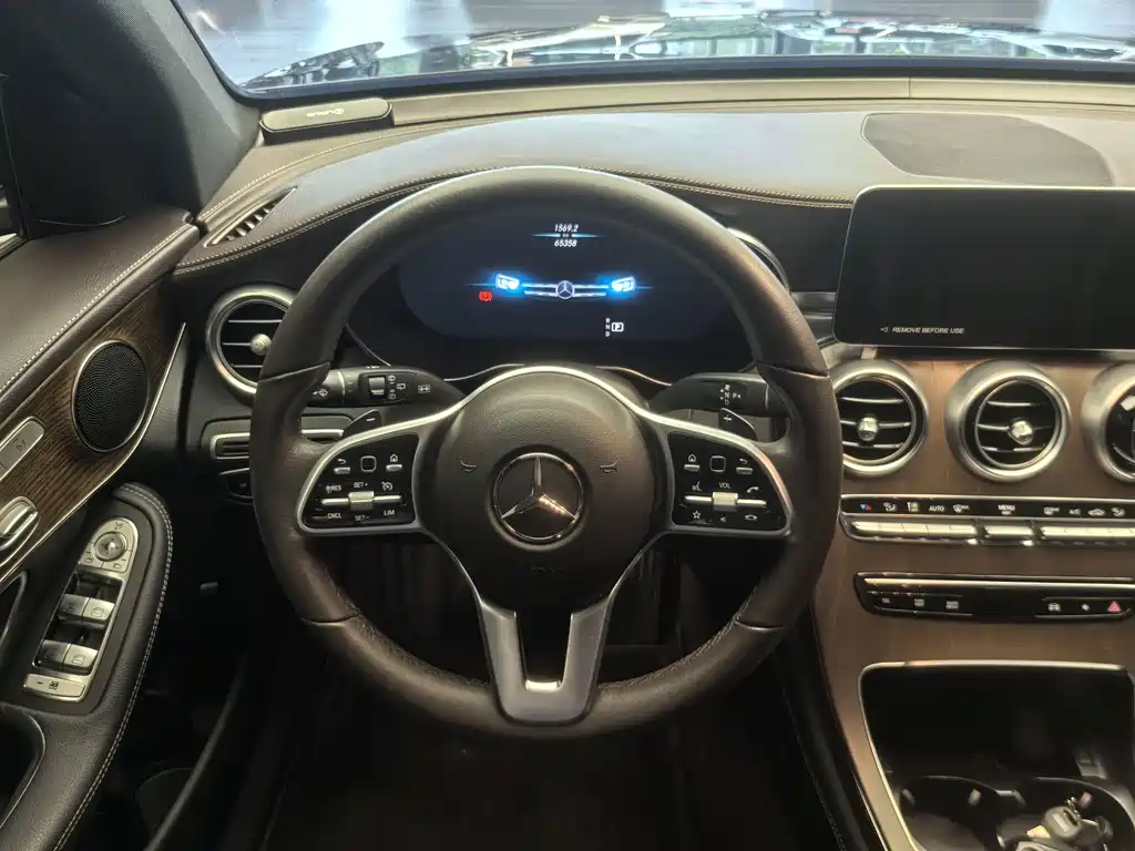 Mercedes-Benz GLC 2022 — фото 11