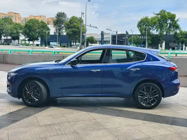 Maserati Levante 2023