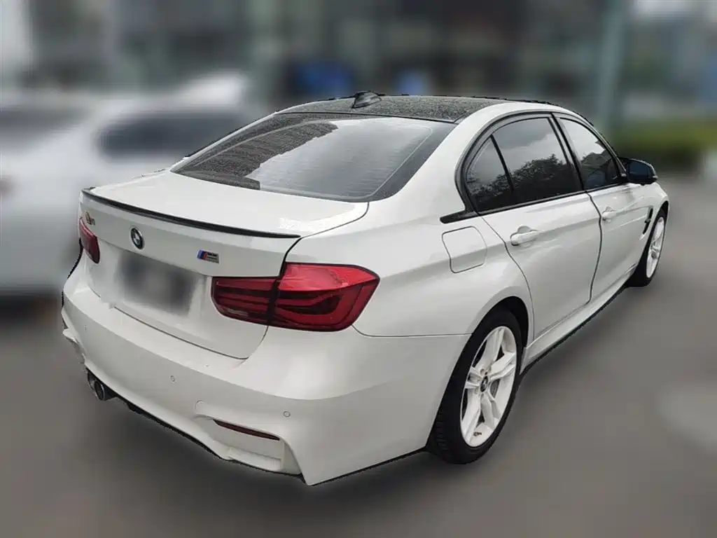 BMW 3 Series 2019 — фото 12