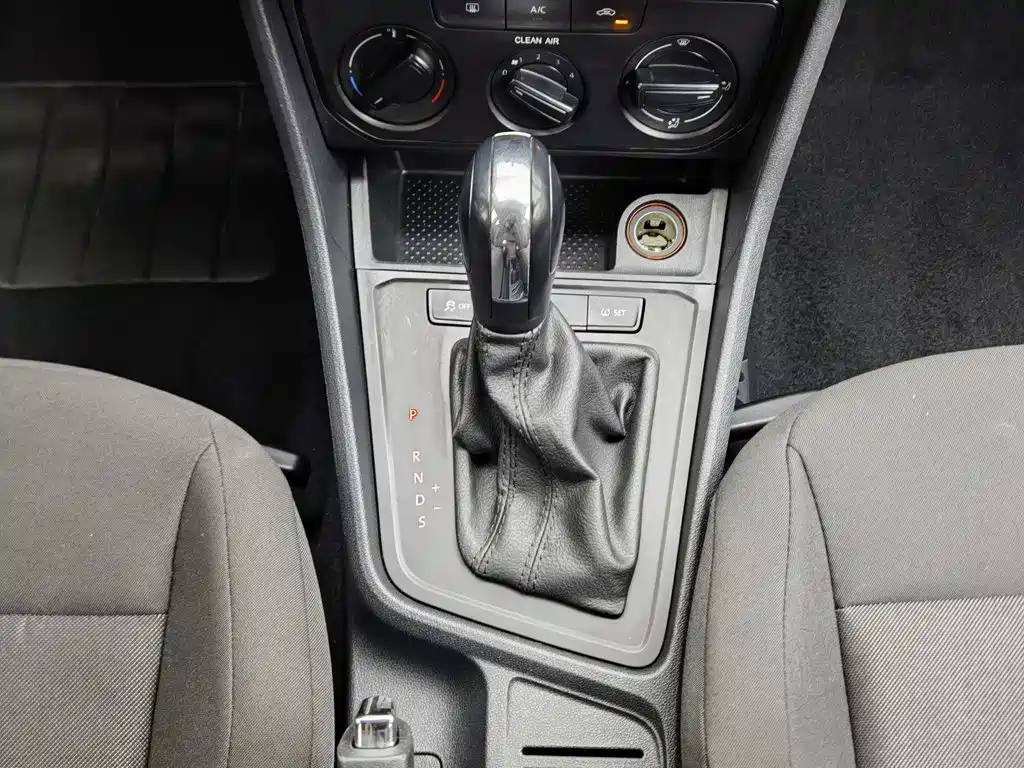 Volkswagen Gran Lavida 2016 — фото 13