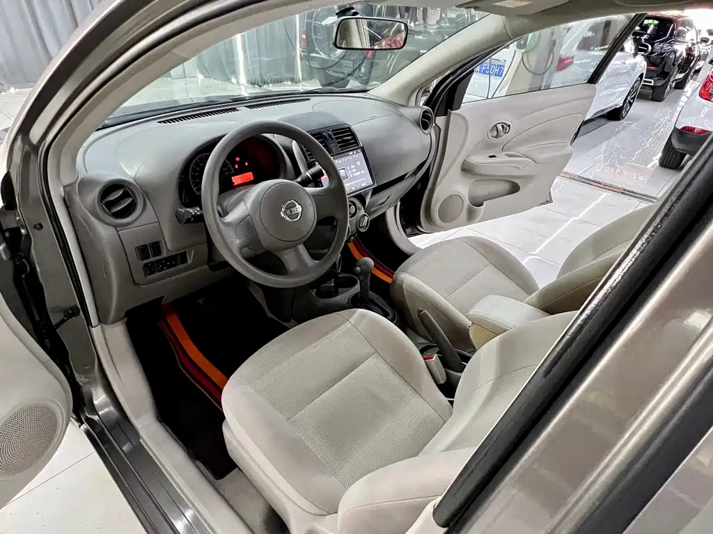 Nissan Sunny 2011 — фото 9