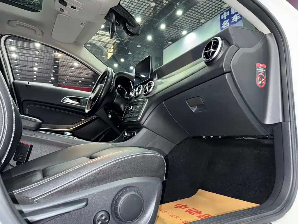 Mercedes-Benz GLA 2017 — фото 17